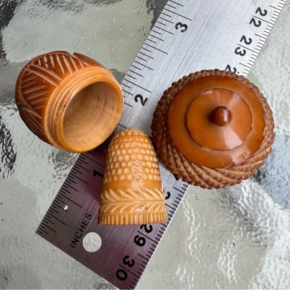 Rare Antique 1880 Sewing Thimble Holder Acorn Coquilla Nut Vegetable Ivory Tagua - Picture 6 of 11